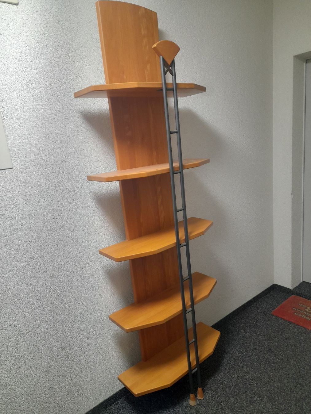 Scaffali: Regal metal, massivholz – Usato da Glattbrugg venduto da B_B 1