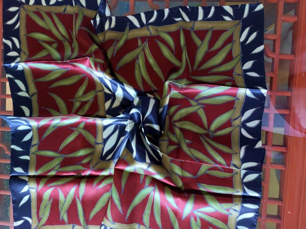 Foulard En Soie Jim Thompson - Motif Poissons Encadré, 46x46 Cm, Occasion
