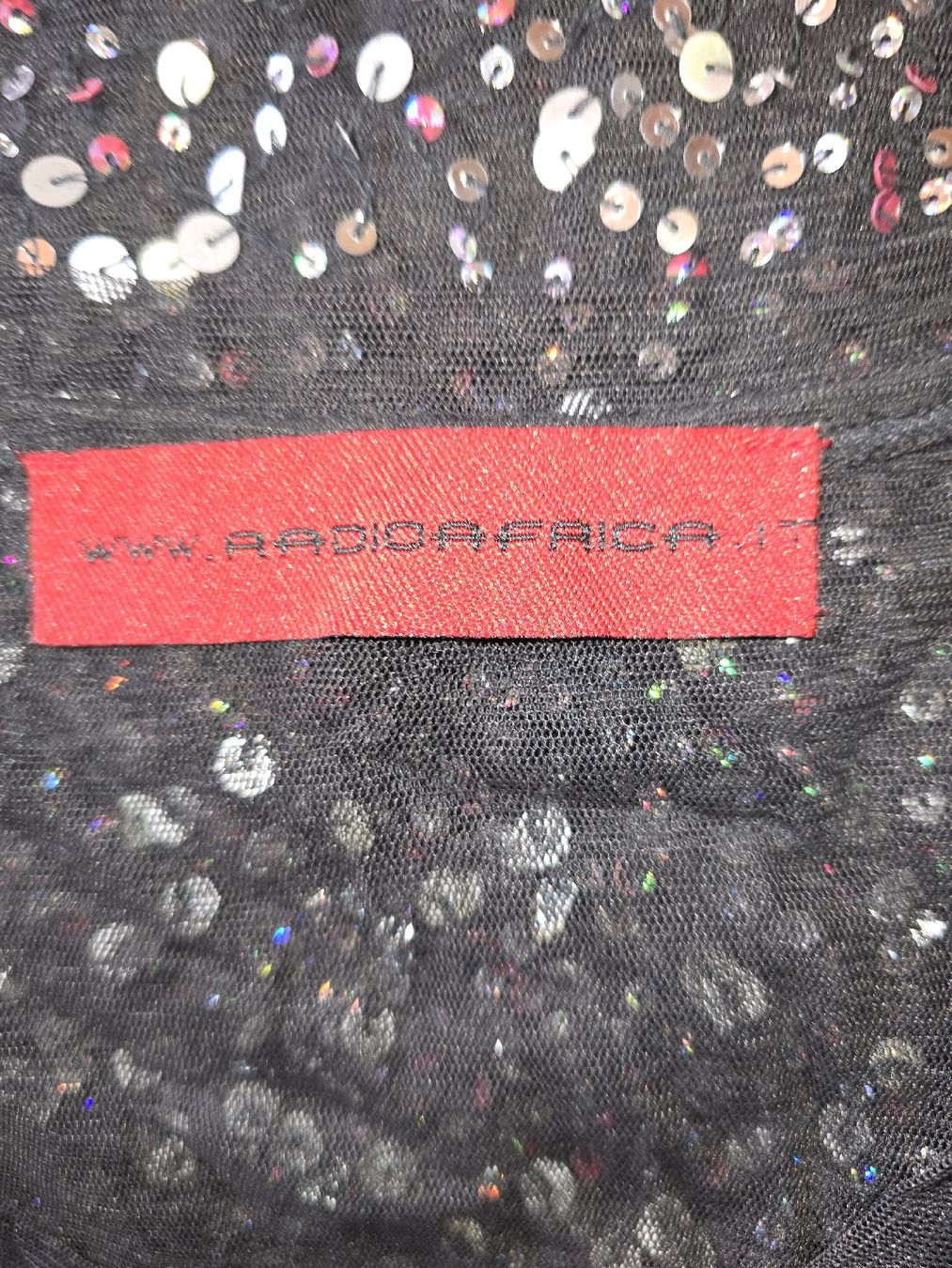 Top: top di pailettes multicolori – Nuovo (secondo la descrizione) da calpiogna venduto da dadalter 4