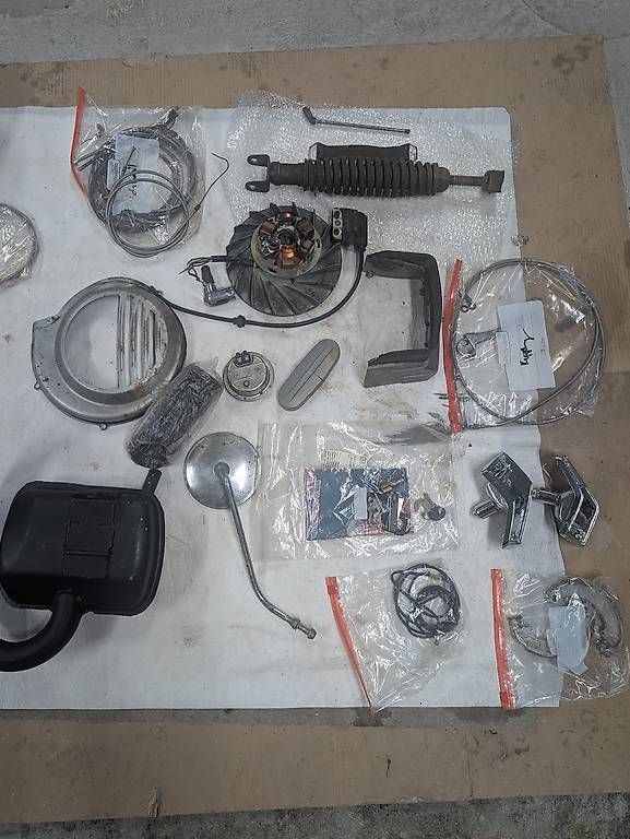 Vespa : Vespa PX Originalteile Konvolut – Gebraucht aus Herzogenbuchsee von Jjburgermeister 1