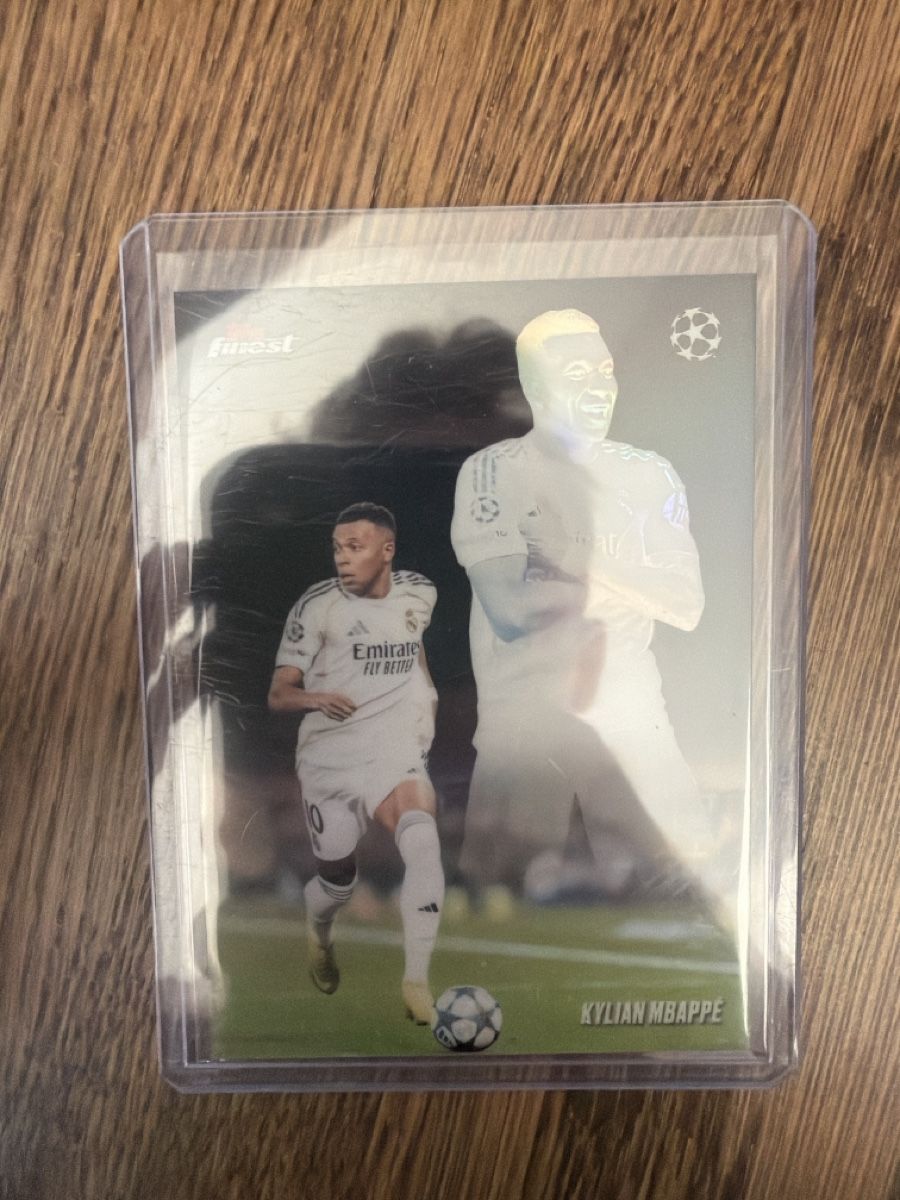 Topps Carte collezionabili: Real Madrid - Numbered, Auto & Inserts Topps Finest UCC – Usato da Praz (Vully) venduto da ShoreCards 4