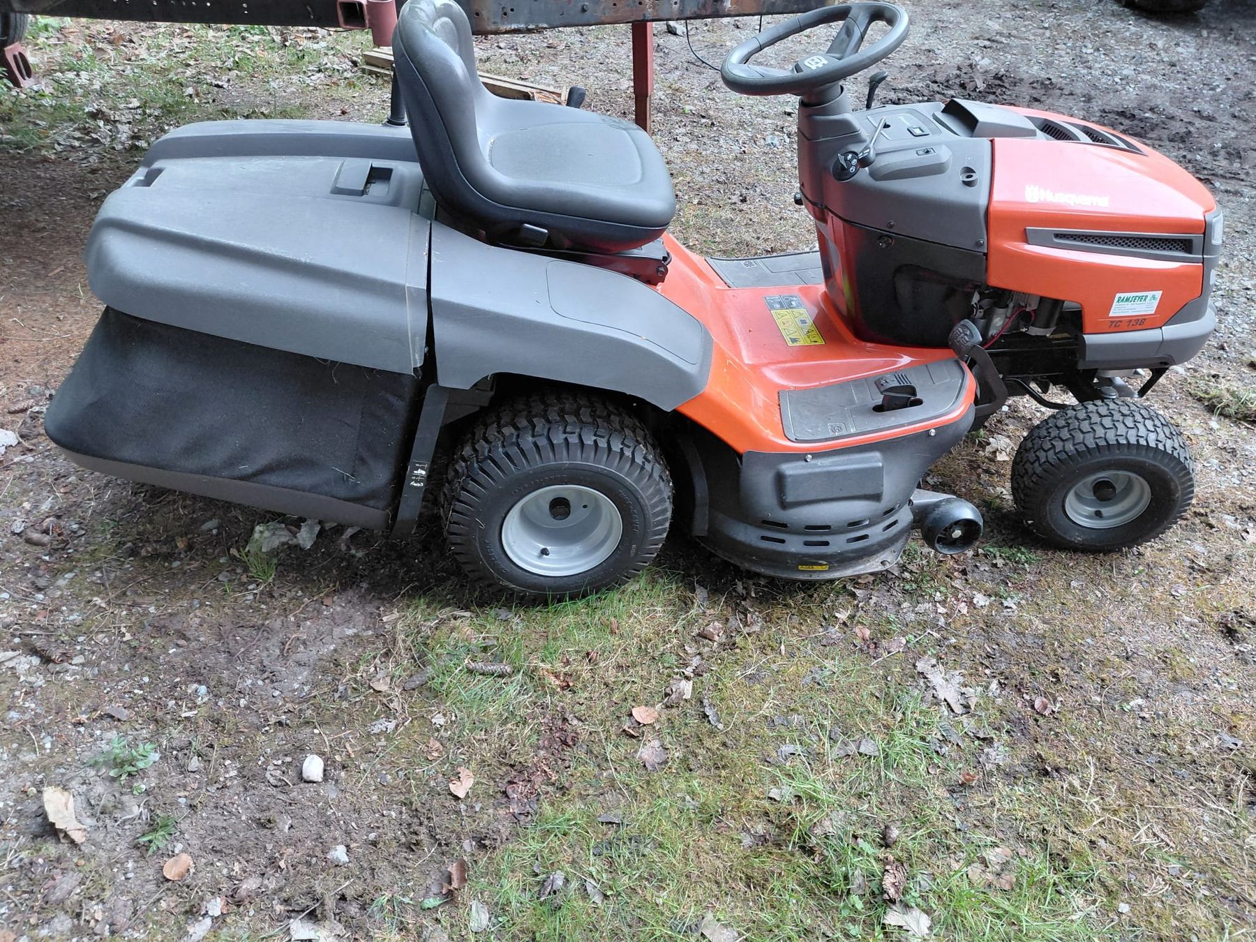 Husqvarna Tagliaerba: Rasentraktor Husqvarna  – Difettoso da Horboden venduto da 1999patris 1