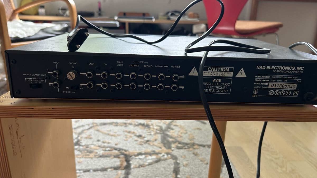 Amplificateurs: NAD Stereo Preamp 1130 – D'occasion à Zürich par felixbosch 1