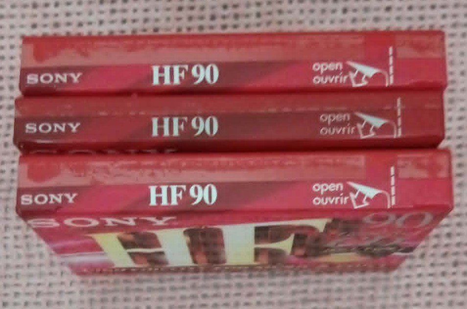 Cassettes audio: SONY HF 90 / Cassette - kassette MC scellée – Neuf avec emballage d'origine à Le Locle par borgespatricia 3