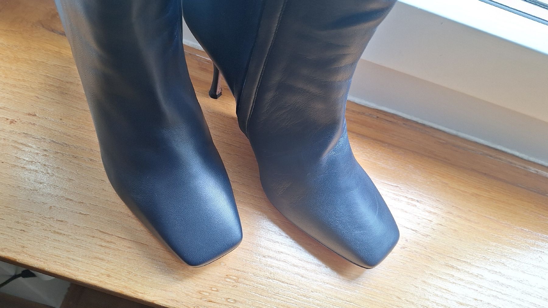 Hugo Boss Damenschuhe: Hugo Boss blau Leder Stiffel, Gr.40 – Neu (gemäss Beschreibung) aus Basel von ueppig 4