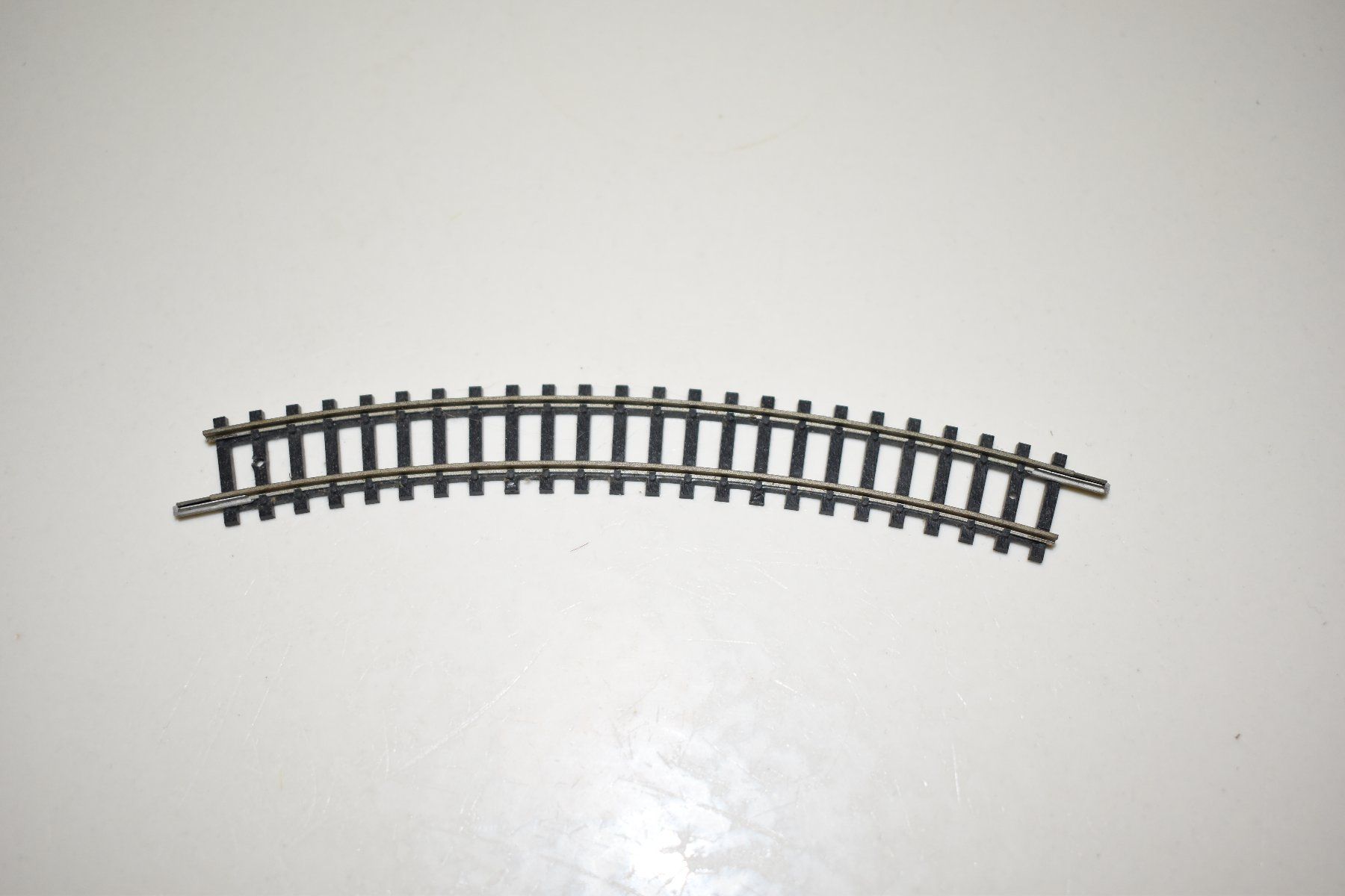 Trix Modellini di ferrovie: Echelle N 1 Rail Trix 4922 – Usato da Le Locle venduto da skycomputer