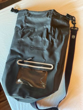 Faraday Dry Bag Sling Pack Schwarz Signal Blocking – Top