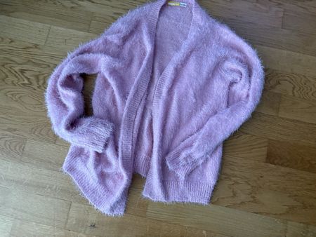 Flauschige Strickjacke / Jacke; rosa Jäckchen Gr. 146 / 152
