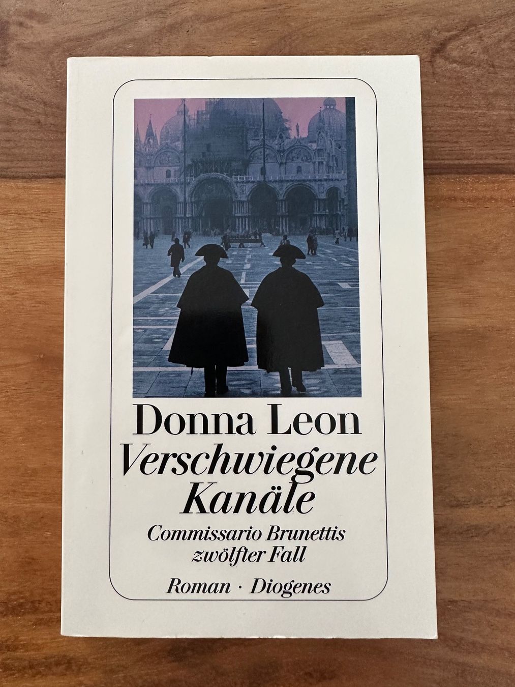 Donna Leon Verschwiegene Kanäle (zwölfter Fall) (Gebraucht) in Horgen ...