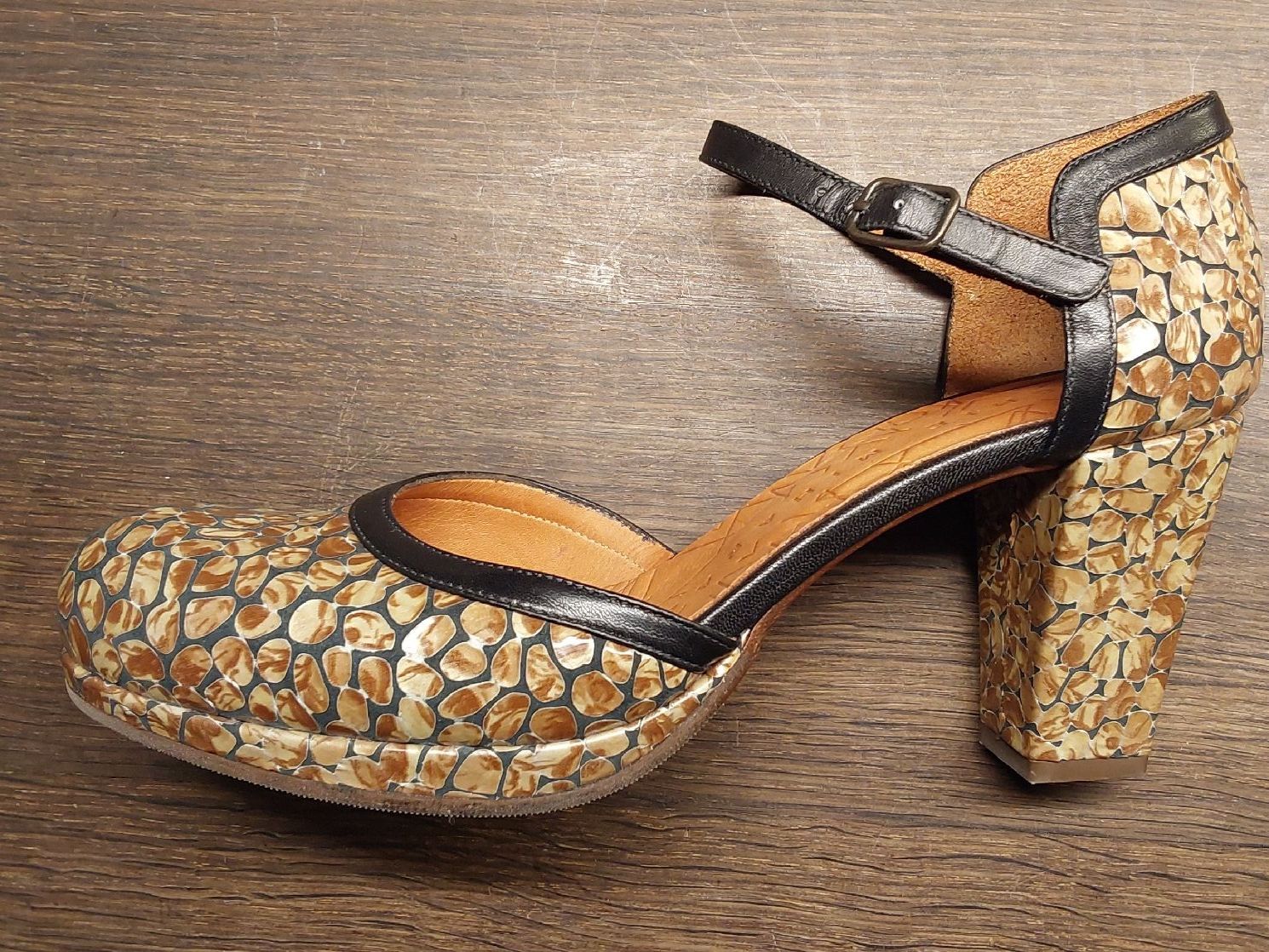 Chie Mihara Scarpe da donna: Pumps Chie Mihara 38 neu – Nuovo e nell'imballaggio originale da Köniz venduto da scopello12 2