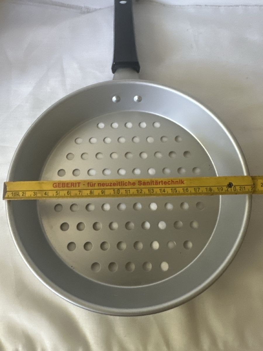 Elettrodomestici da cucina: Spätzli-Sieb Aluminium 22cm Durchmesser gebraucht – Usato da Zürich venduto da Chaeffeler 3