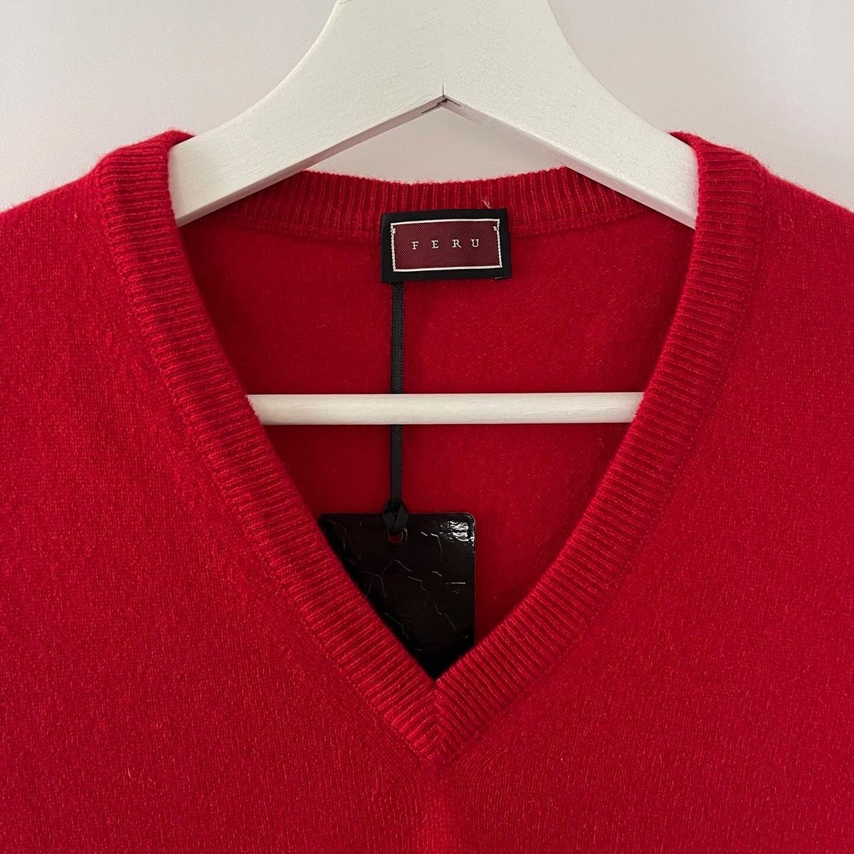 Gilets & Westen: FERU Cashmere Vest  new – Neu und originalverpackt aus Freienbach von Avviivva_Shop 1