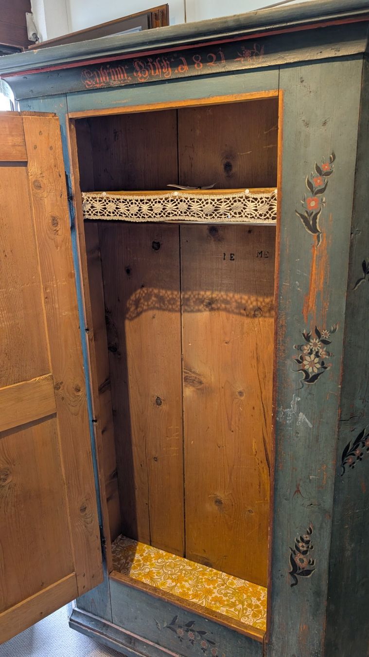 Armadi: Antiker Bauernschrank – Usato da Lüchingen venduto da fyb59 5