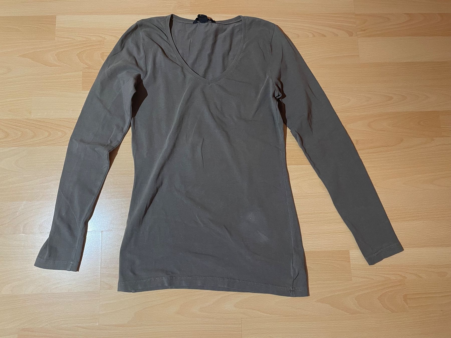 H&M Tops: Pull H&M femme – Gebraucht aus Chamoson von daleva0204