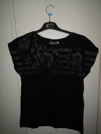 T-shirt noir T. M