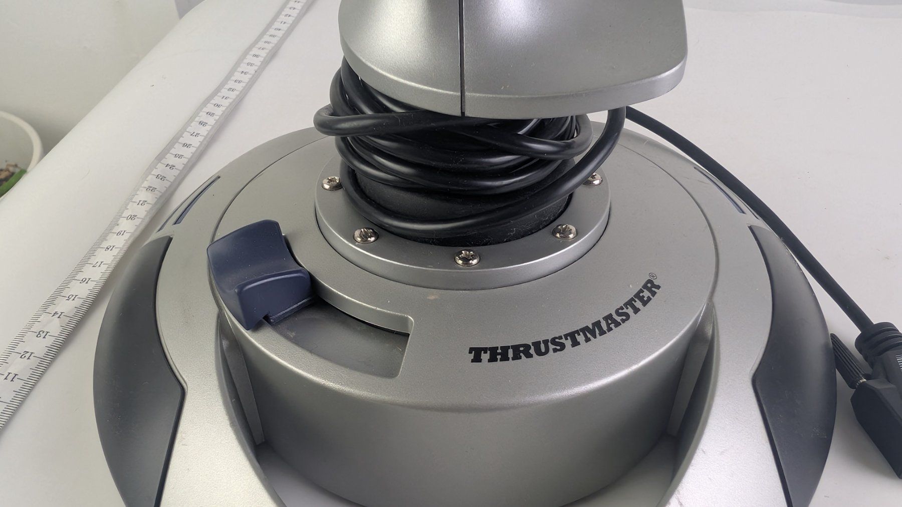 Thrustmaster Controller: Thrustmaster Joystick - Für PC Simulationen geeignet! – Usato da Zürich venduto da axolottchen 3