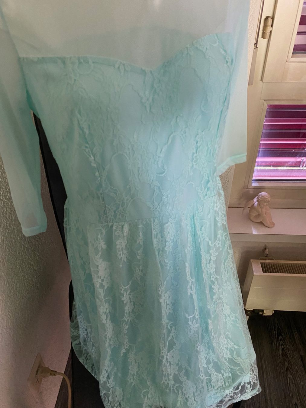 Vestiti: Damenkleid Grösse 38. mint – Usato da Allenwinden venduto da Obalu 1