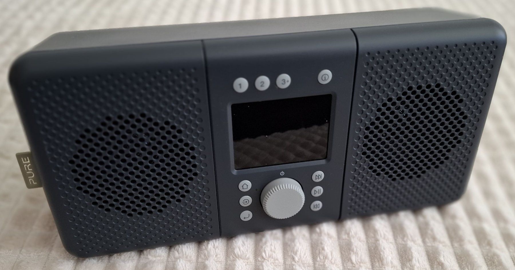 Radio: DAB+ Radio – Usato da Lachen SZ venduto da eiger52