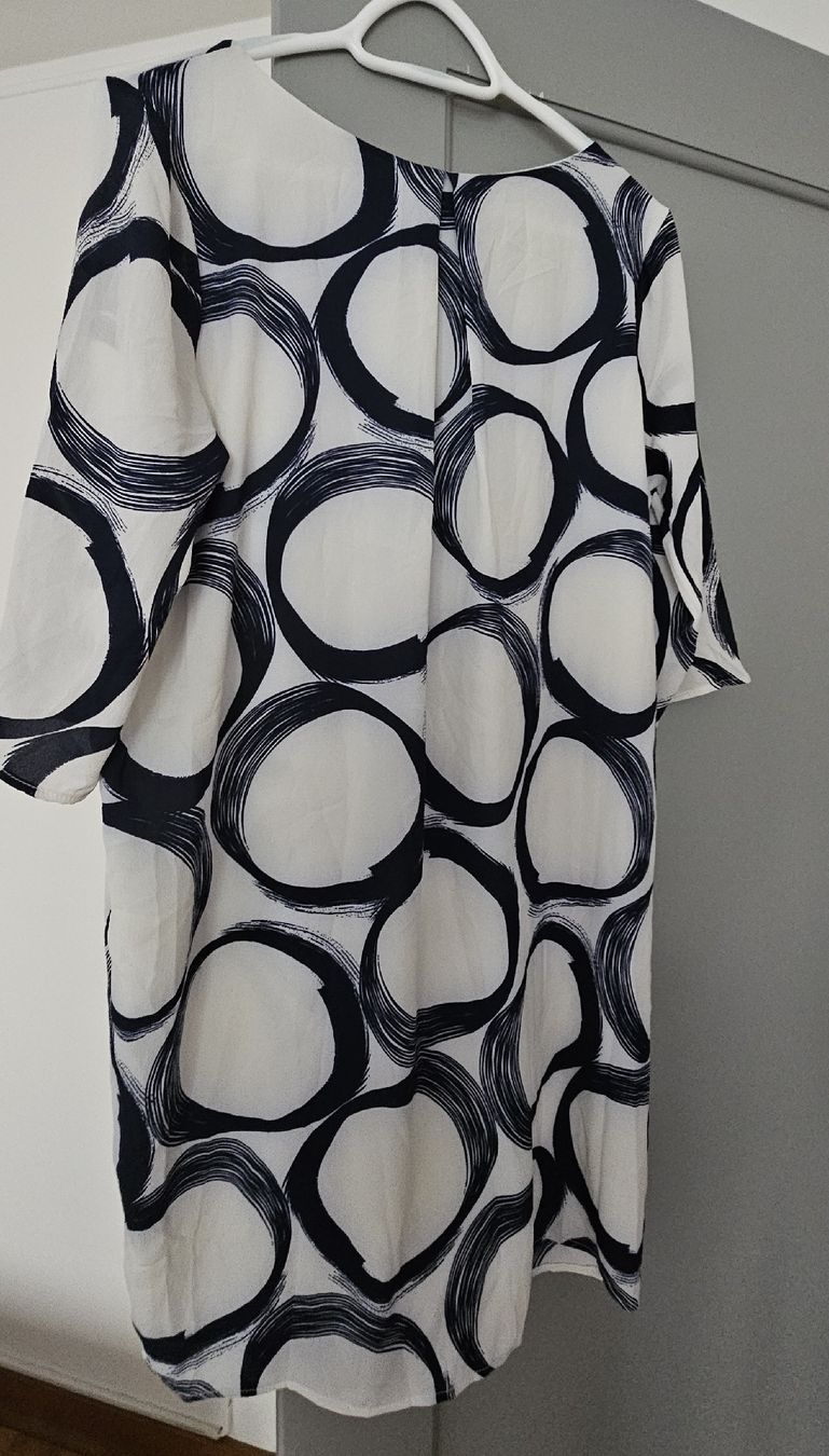 Vestiti: Magnifique robe La Fée Maraboutée Blanc/bleu – Usato da Yverdon-les-Bains venduto da van_dq65 4