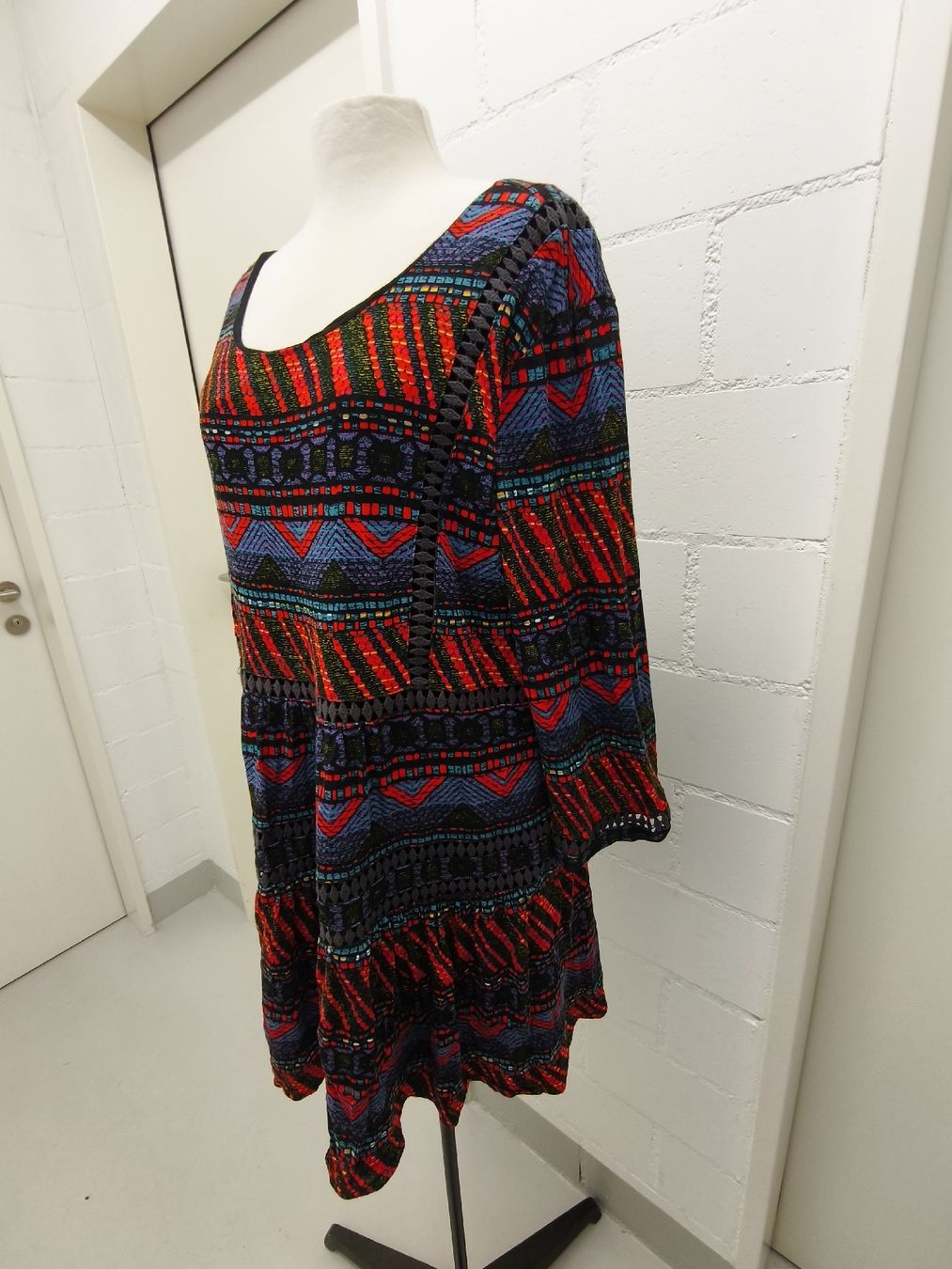Desigual Vestiti: Desigual Kleid – Usato da Hochdorf venduto da Berry005 8