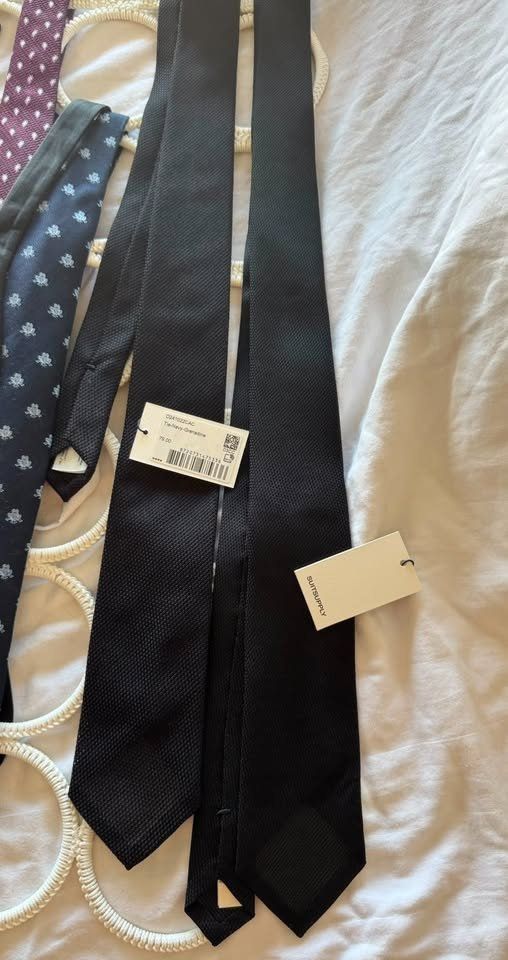 Krawatten: SUITSUPPLY - Tie Grenadine - Navy & Black – Neu und originalverpackt aus Zürich von rkr_7sbv 1