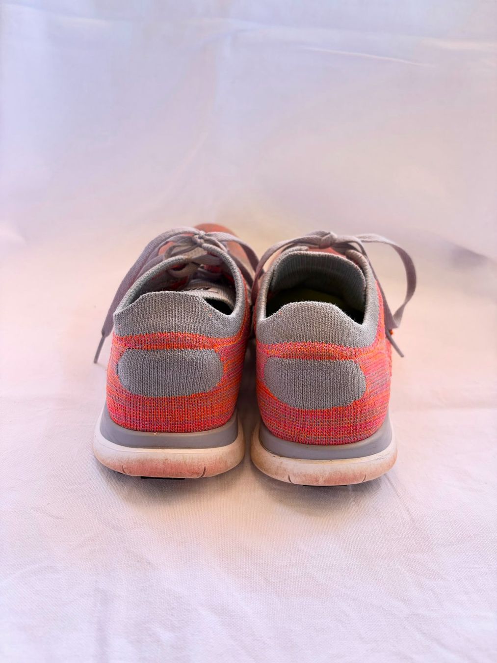 Nike Scarpe da donna: Nike Free 4.0 Flyknit Gr. 39 grau/orange – Usato da Neuendorf venduto da jas_j5nc 5