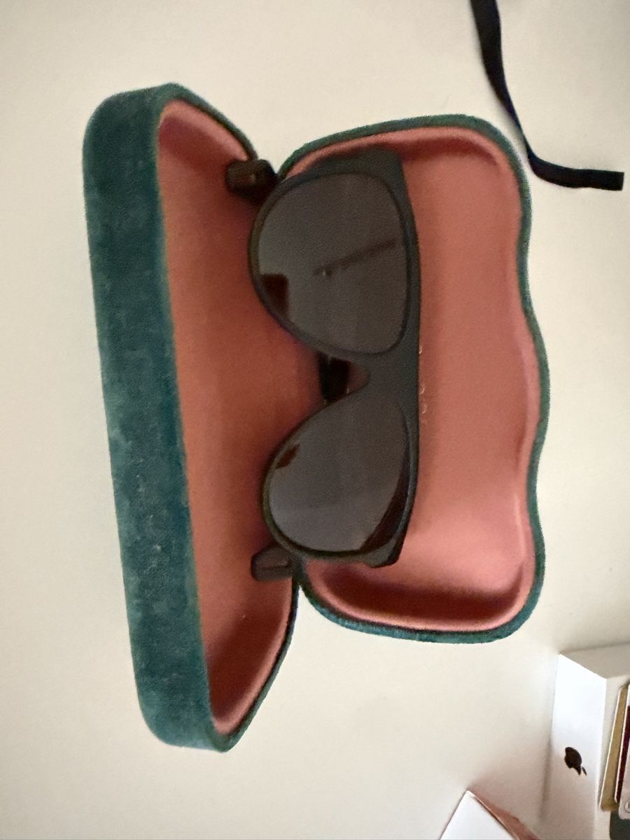 Gucci Brillen & Gläser: Gucci Sonnenbrille – Gebraucht aus Bern von oaicu 3
