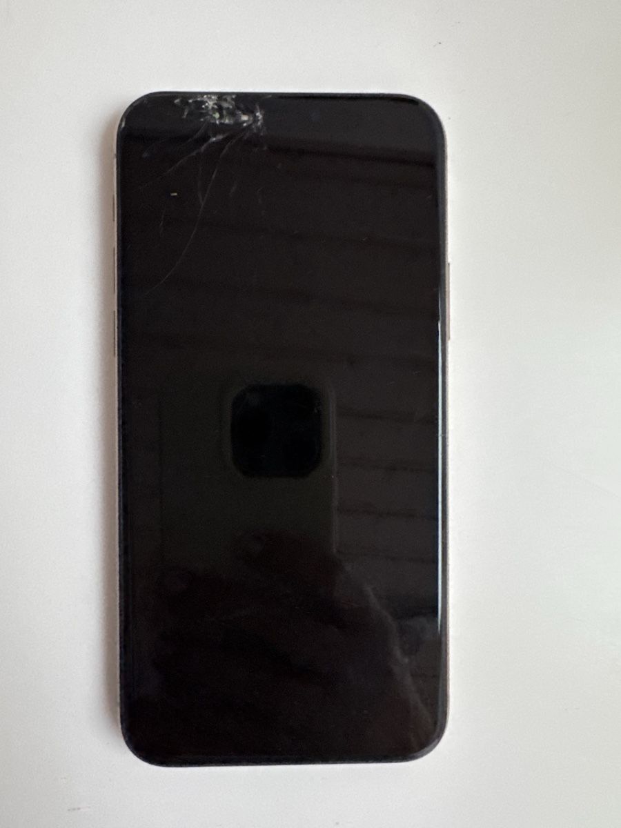 Apple Handys / Smartphones: Iphone 11 Pro ab 1 Fr. – Defekt aus Pfaffhausen von topitopi