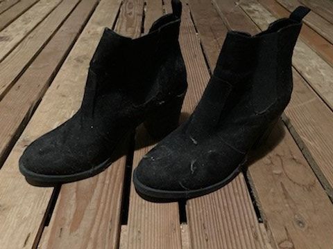 Scarpe da donna: schwarze stieflette mit 7cm absatz gr.39 – Usato da Schwarzenberg LU venduto da kindler007