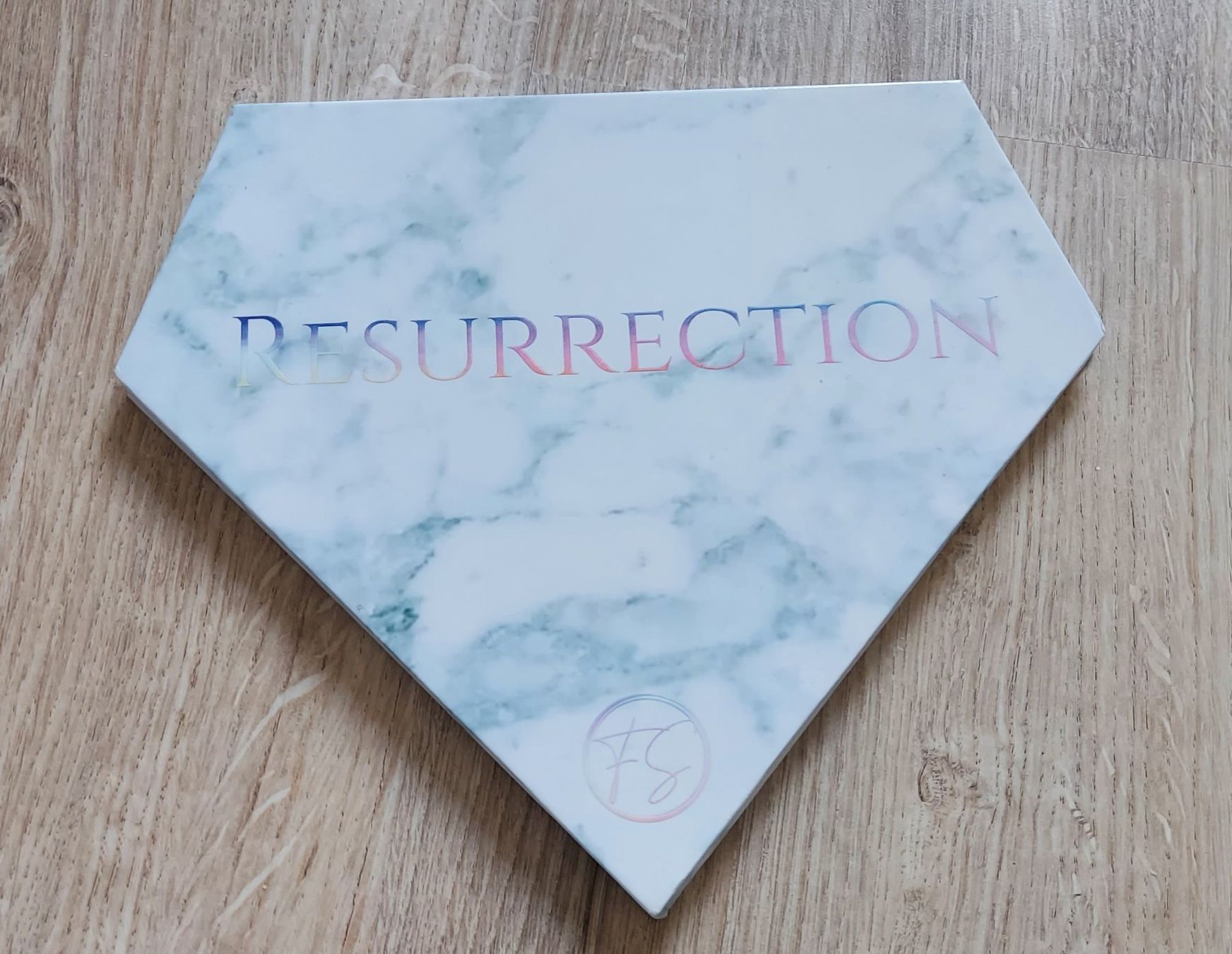 Make-up: Forrest Seng Resurrection Lidschattenpalette – Usato da Läufelfingen venduto da Rubine