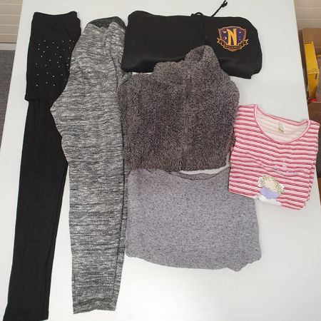 Kleiderpaket für Mädchen, Grösse 164... Top!