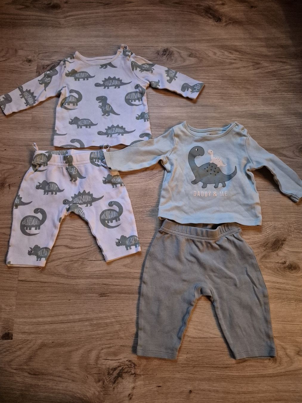 Ensembles coordonnés: Babykleiderpaket Grösse 62 junge oder neutral – D'occasion à Walenstadt par Ani23 2