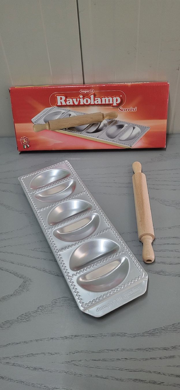 Elettrodomestici da cucina: Ravioliform "Sorrisi" von Imperia, neu im Karton – Nuovo e nell'imballaggio originale da Figino venduto da mayam63