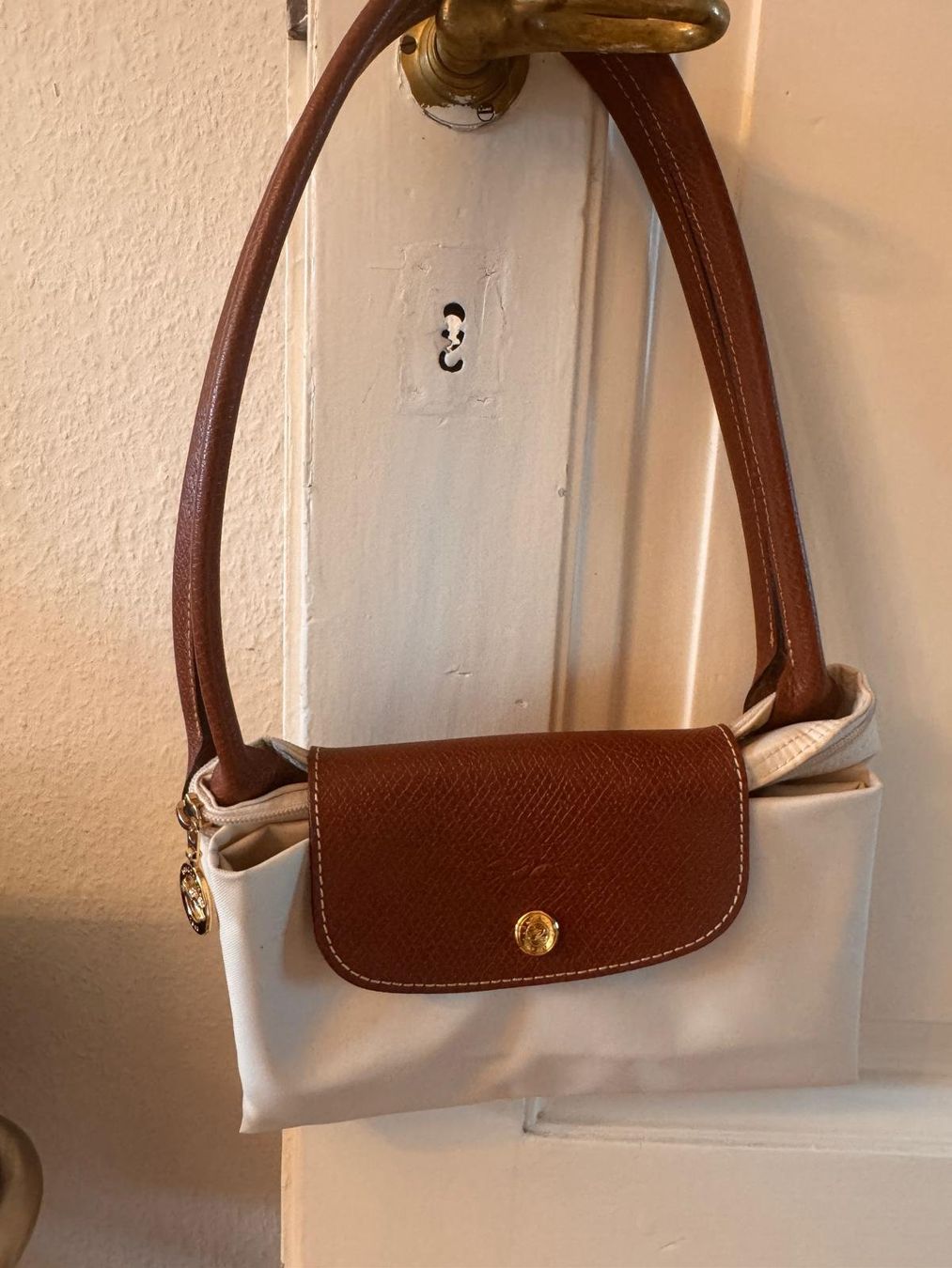 Longchamp Borse da donna: Sac Longchamp Pliage Beige Cuir Marron – Usato da Genève venduto da lailas_things 1