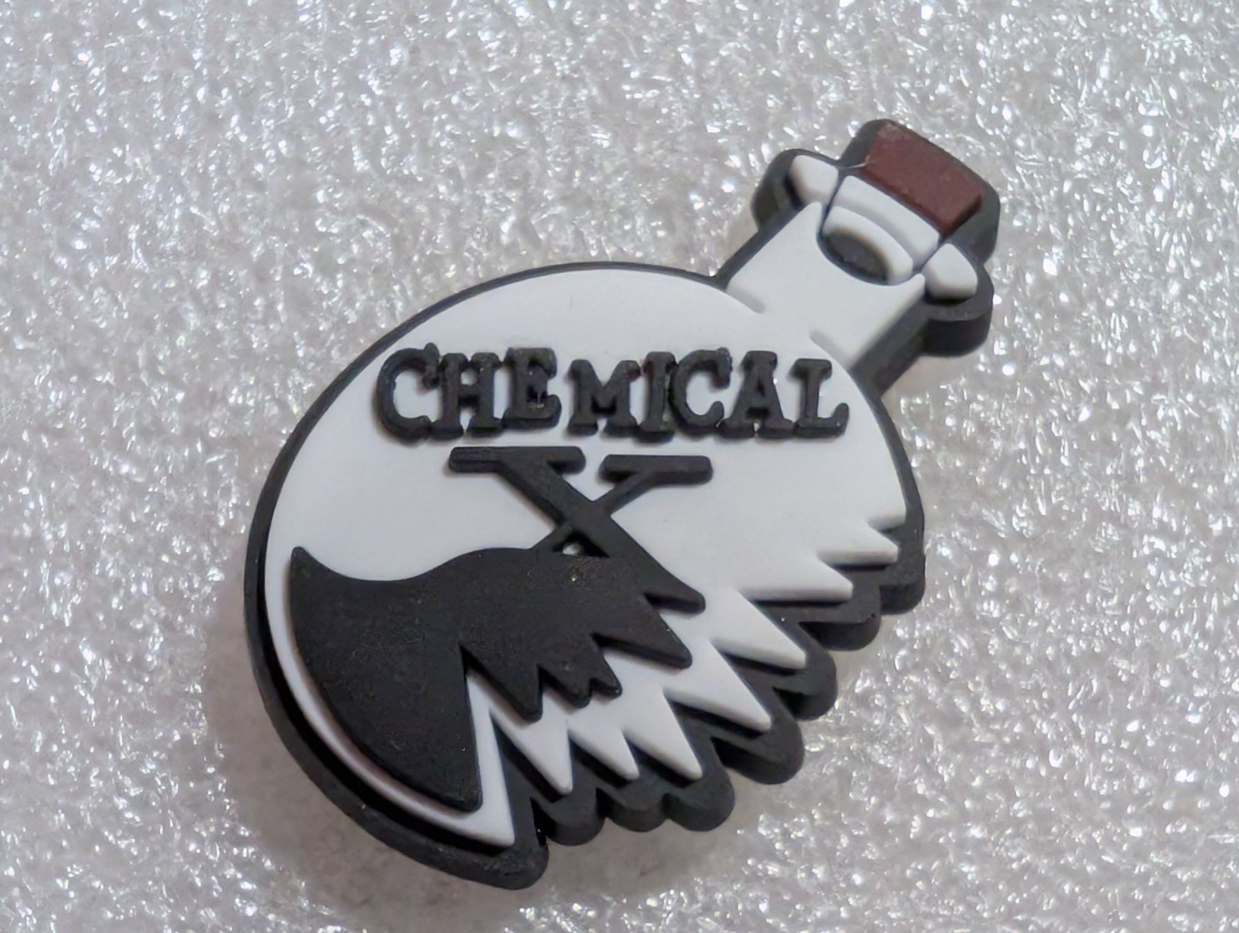 Placchette & Badge: Ansteckpin 285: Chemical – Usato da Oppligen venduto da Pin-Fall-Shop