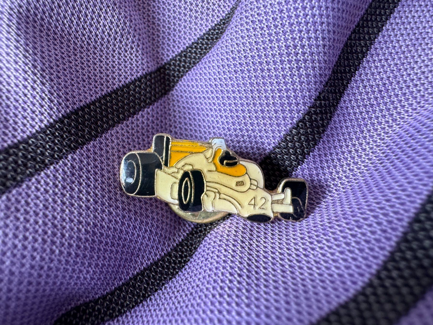 Placchette & Badge: F1 Renault vintage pins pin – Usato da Neuchâtel venduto da _Easy_to_Find_