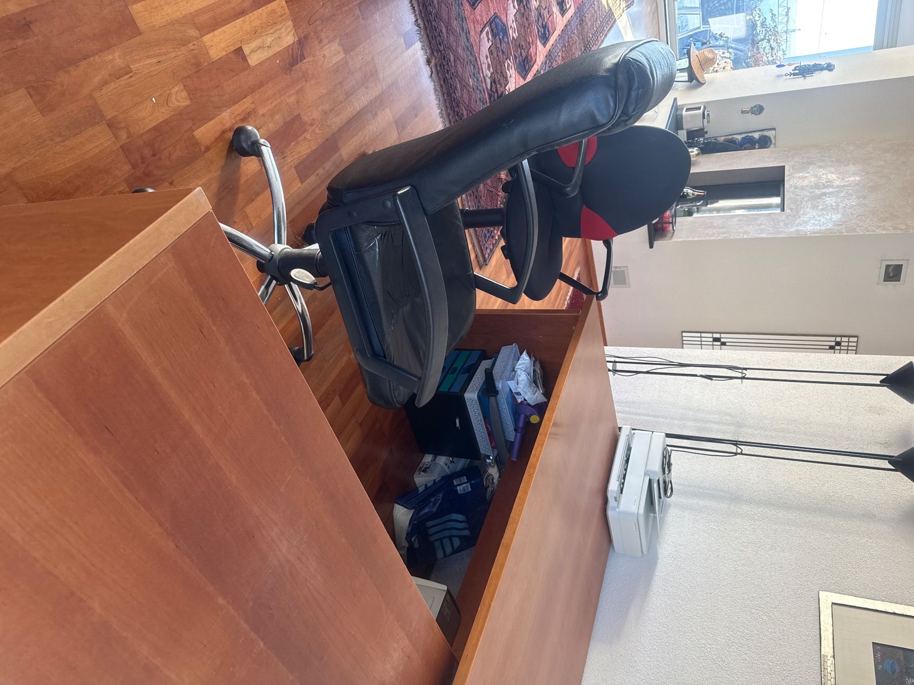 Scrivanie: Büro Tisch mit 2 Stuhlen – Usato da Horgen venduto da jpa_2z8y 2
