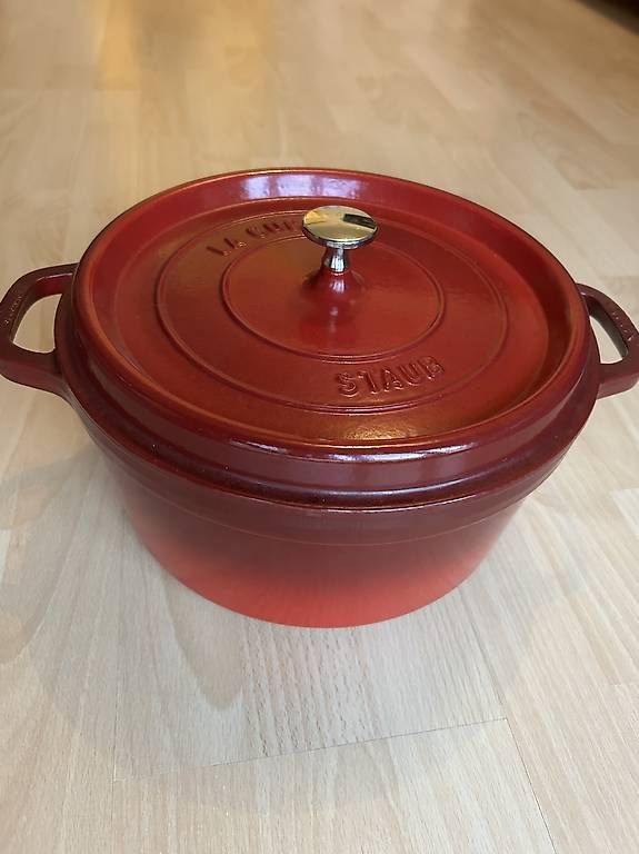 Pentole: Cocotte Staub 28cm – Nuovo e nell'imballaggio originale da boudry venduto da jul_sv92