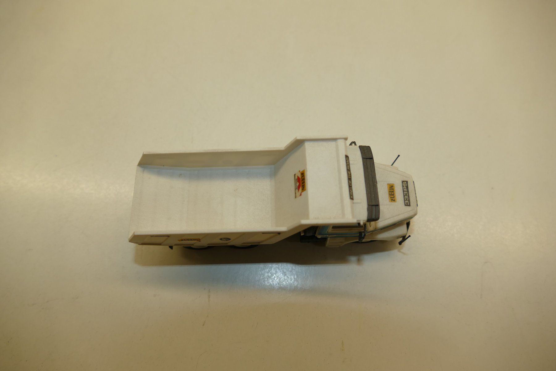 Kibri Modellini d'auto: Kibri H0: Scania Muldenkipper – Usato da Niederhasli venduto da rail-duerst 5
