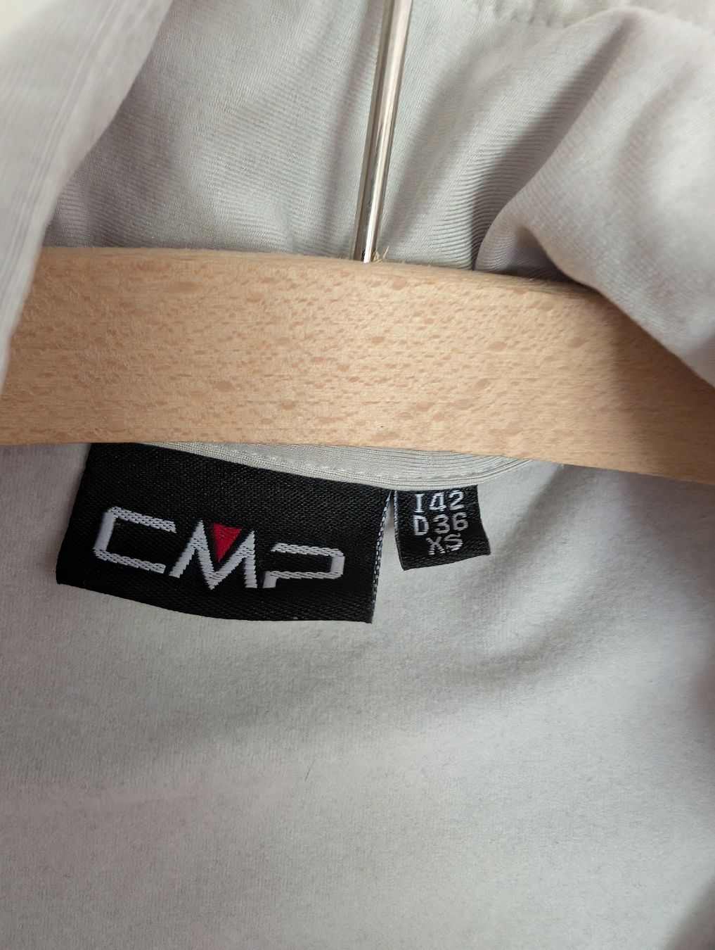 CMP Pullover & Sweatshirts: CMP Funktionsshirt, hellgrau, Gr. 36, selten getragen – Neu (gemäss Beschreibung) aus Niederdorf von Azariel 2