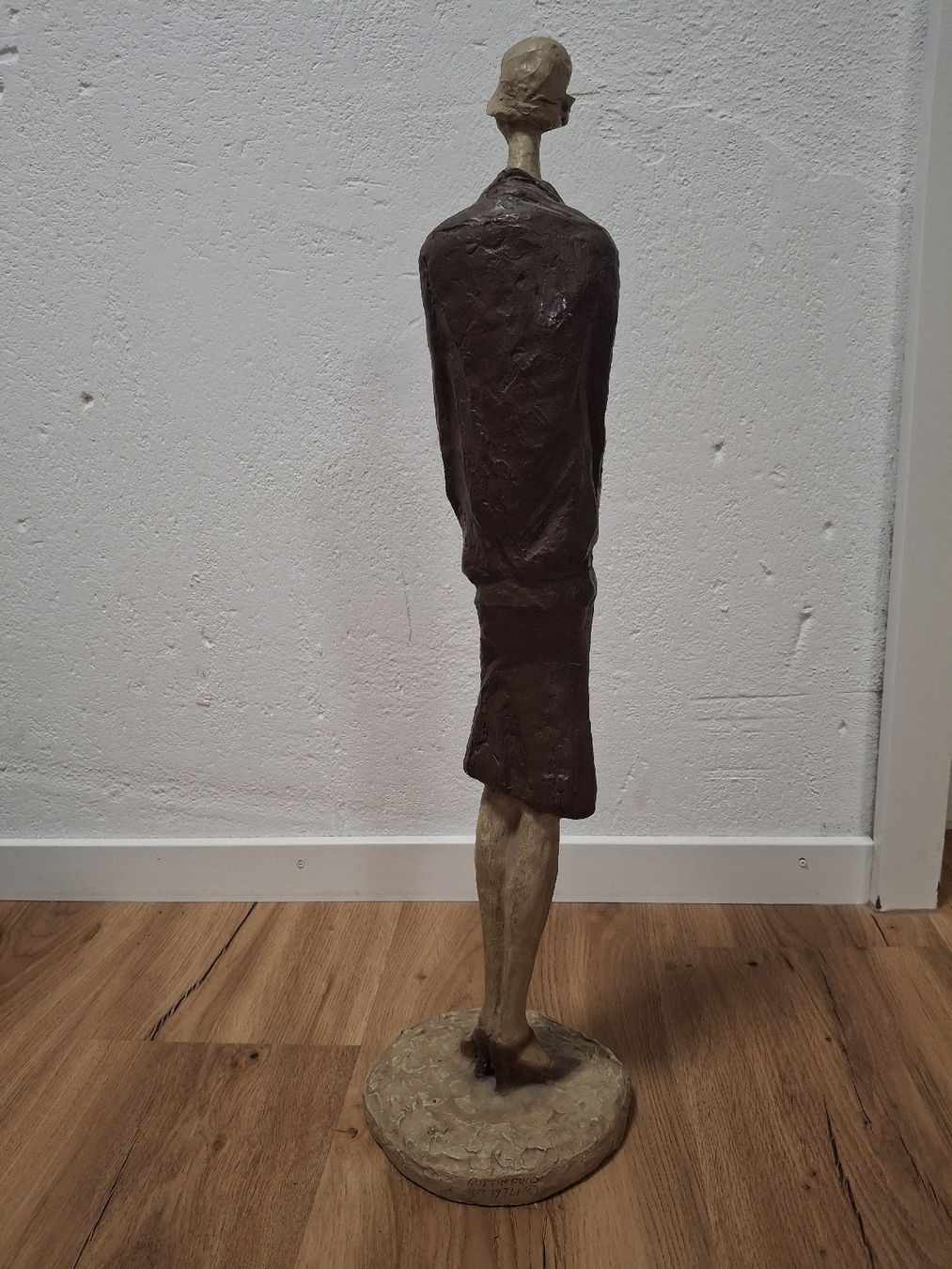 Sculptures & Statues: Figur stehend Dame Skulptur Kunst Objekt – D'occasion à Bäriswil BE par vonys 1