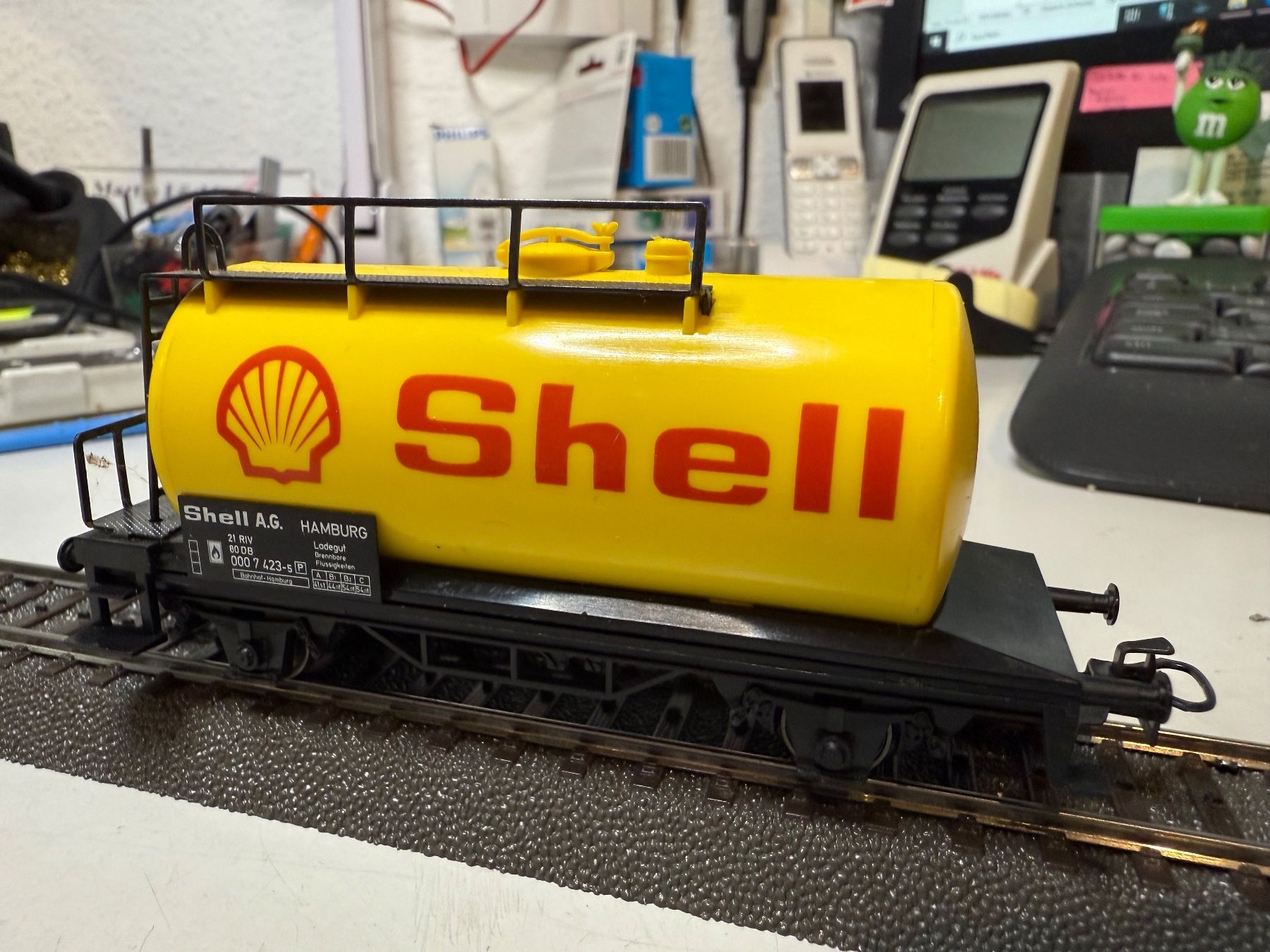Märklin Modellini di ferrovie: Märklin 4442.1b Shell Kesselwagen – Usato da Wallbach venduto da luechma 1