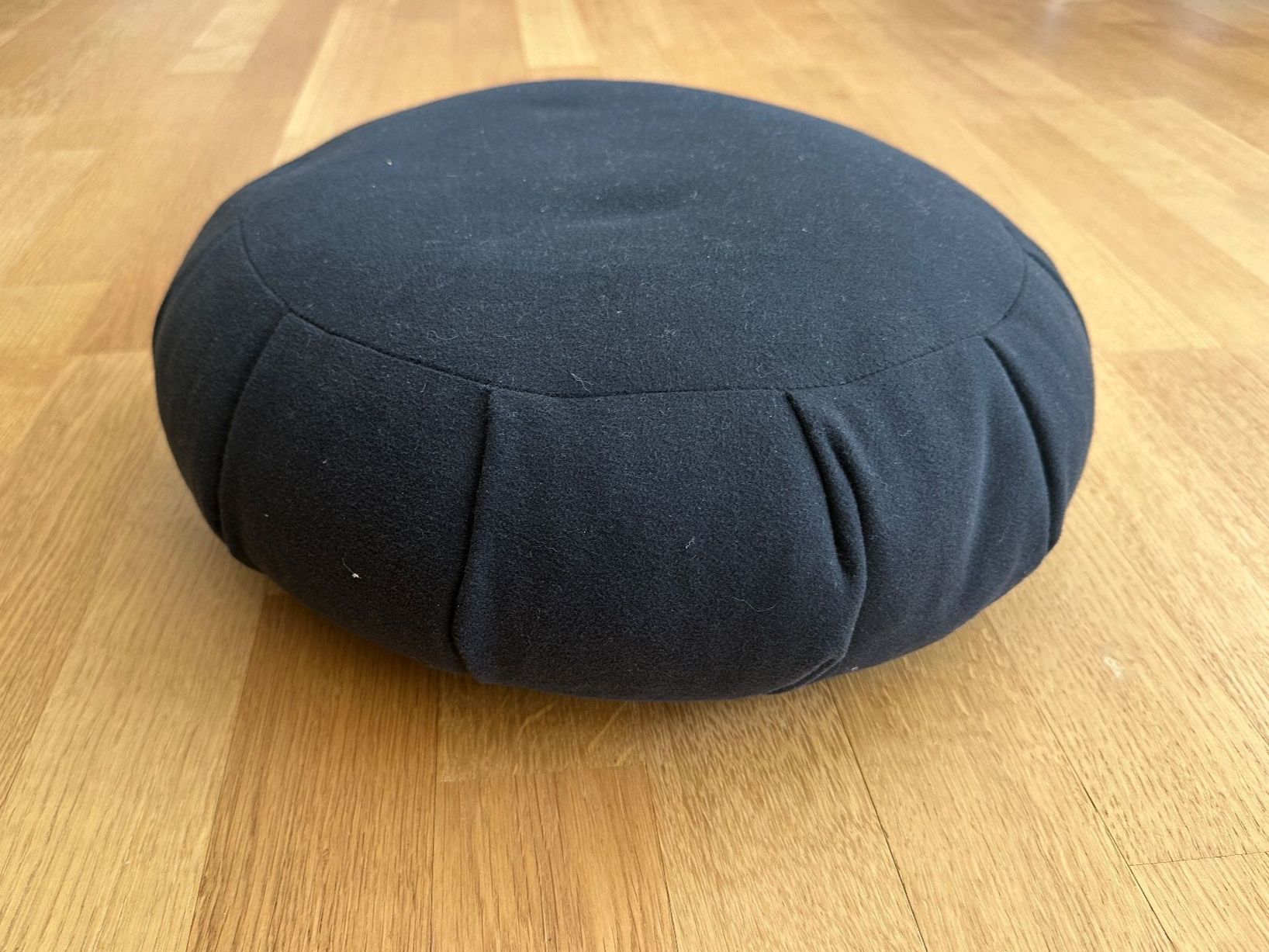 Cuscini: Yoga Kissen – Usato da Brügg BE venduto da Jeepeeone 1