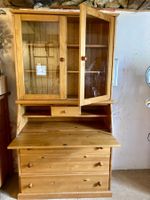 Schöner Sekretär / Vitrinenschrank aus Massivholz