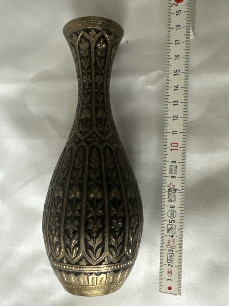Vasi & Recipienti: Antike Vase, Messing, graviert, Handarbeit, 19cm – Usato da Zürich venduto da Chaeffeler 2