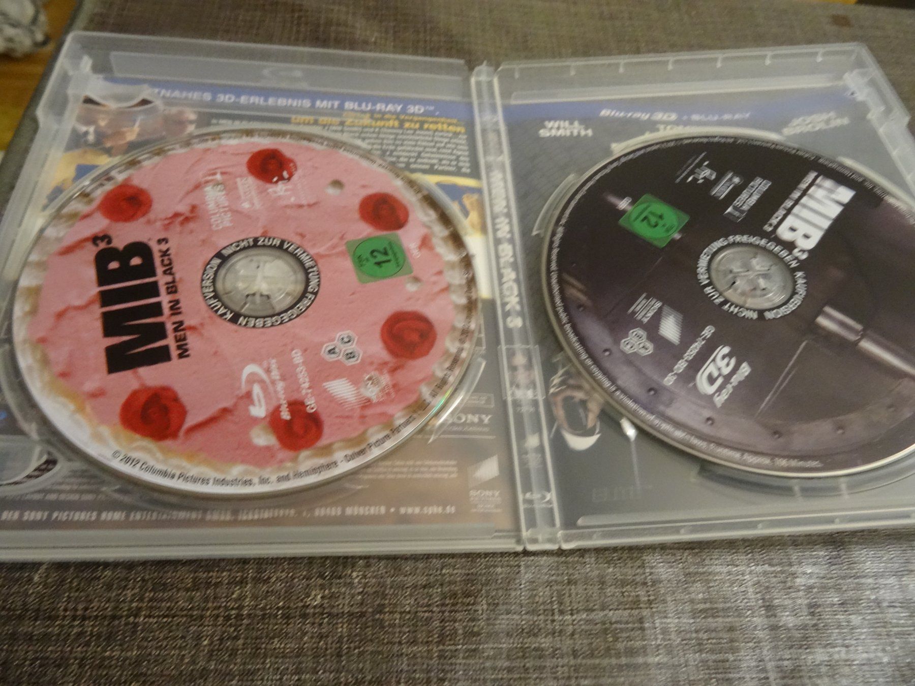 Tutti i DVDs: Men in Black 3  3D +2D BLU-RAY – Usato da Olten venduto da Disc-Verkauf 1