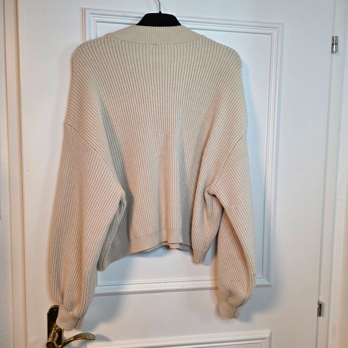 Pulls & Sweat-shirts: Oversize Pullover Creme mit Reißverschluss M/L – D'occasion à Wald ZH par CapLux 6