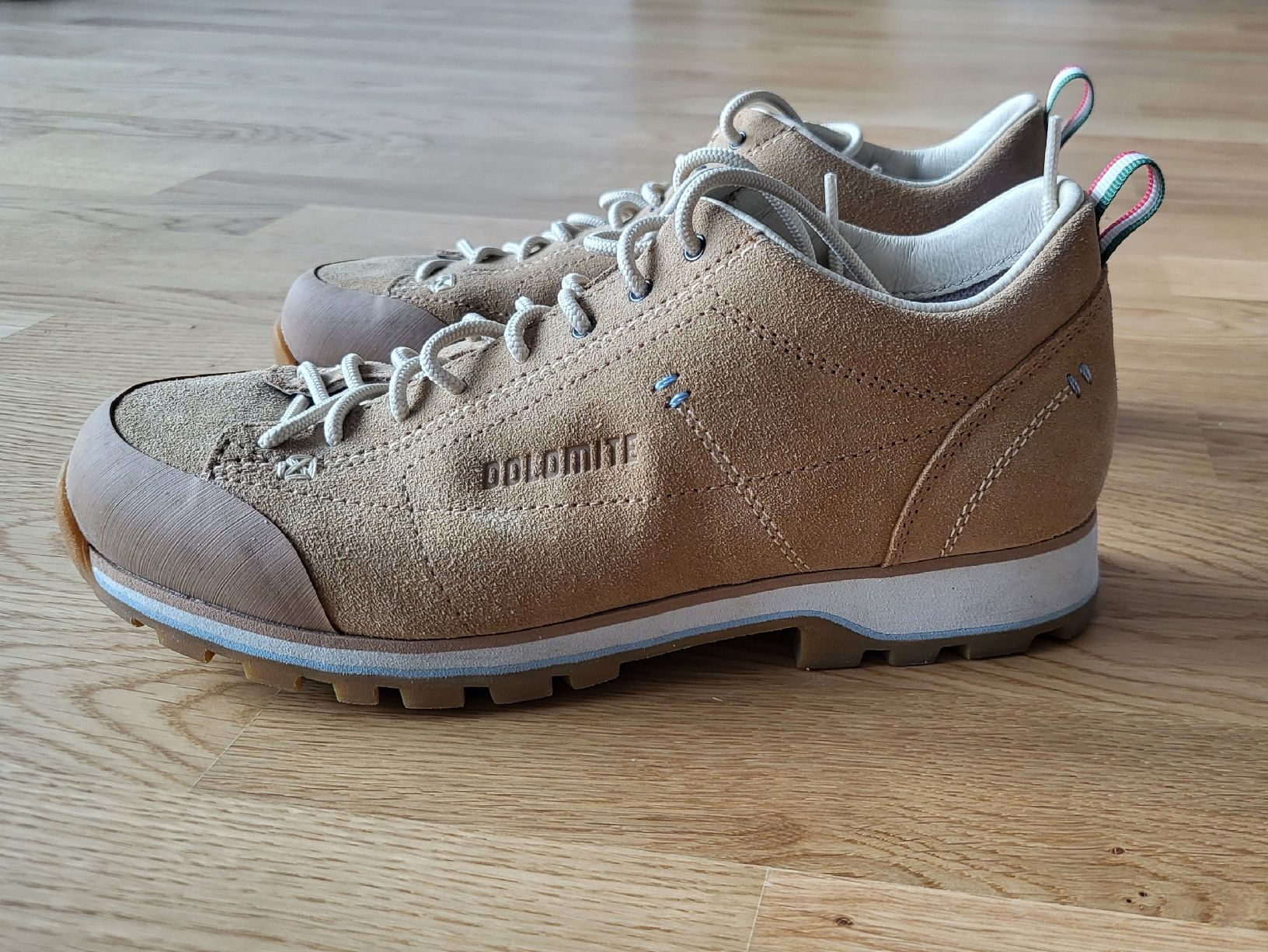 Dolomite Scarpe da uomo: Dolomite 54 Low, Freizeitschuhe - Gr. 40 NEU – Nuovo (secondo la descrizione) da Thun venduto da _andi 2