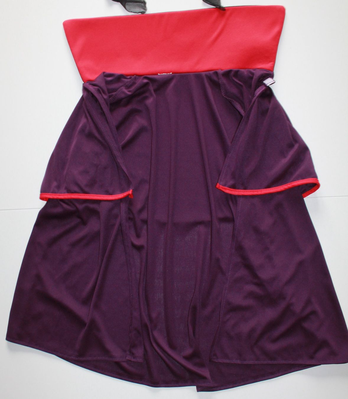 Costumi: Costume Dracula / vampire / Vampir t. 5 - 7 ans – Usato da Peseux venduto da CoolShoping 1