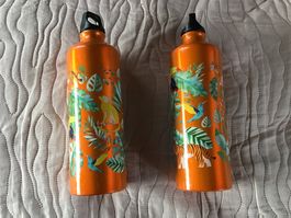 Orange Trinkflasche mit Dschungel Motiv, 2 Stk. neuwertig